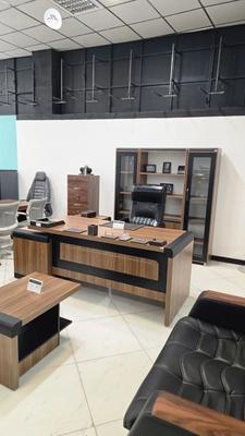 میز مدیریت النترا در یزد