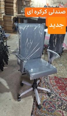 صندلی کارمندی چرخدار چرم سوزنی مشکی در چهارده