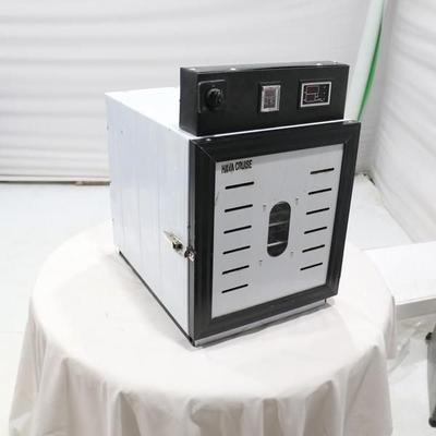 دستگاه خشک کن خرمالو میوه سبزی خانگی در ایلام