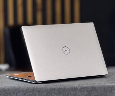 لپ تاپ DELL صفحه لمسی 4K مهندسی گرافیک چهار2021 در یزد