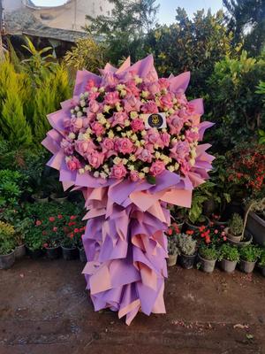 دسته گل ایستاده برای عرض تبریک(تولد و..) در تهران