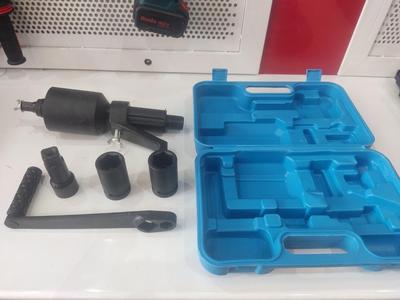 آچارگیربکسی در اصفهان