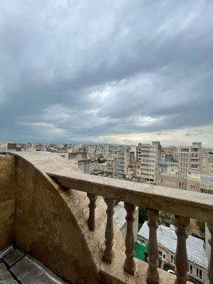 پنت هاوس/خیابان دانش/۱۵۰ متری/نوساز و خام در اردبیل