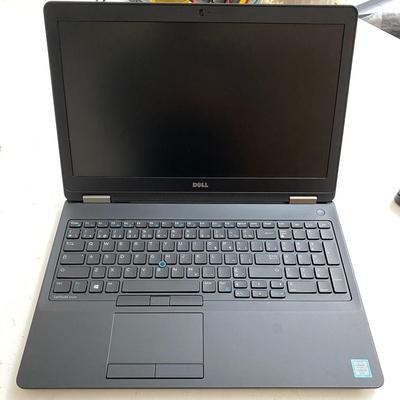 لپ تاپ ۱۵.۶ اینچی i5 نسل۶ Dell E5570 در شیراز