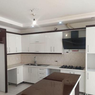 دریاچه‌چیتگر/متراژ۹۰/برج مجلل/وام‌دار در کرج