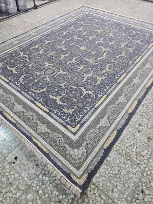 کارخانه فرش کاشان ۷۰۰ شانه در کاشان