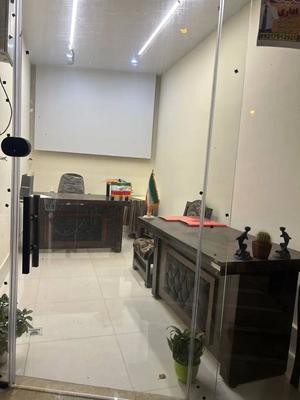 مغازه شیک منطقه آزاد انزلی با تجهیزات کامل در بندر انزلی