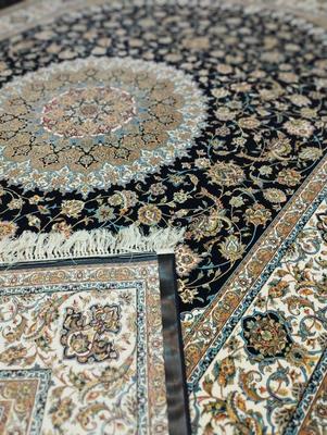 فرش نقشه اصفهان سرمه ای ۱۲۰۰شانه ۶و۹و۱۲ متری در قم