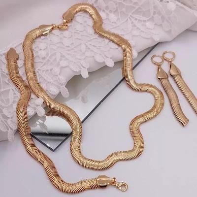 فروشگاه بدلیجات آمیتیس سرویس ماری طرح طلا(ژوپینگ) در تبریز