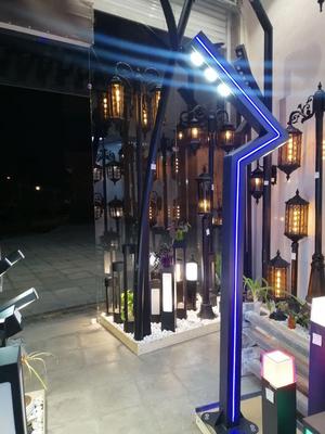 پایه چراغ نون دار مدرن در شیراز