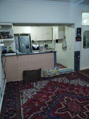 حیاط دوطبقه با بهار خواب  سرویس کامل سه راه بهشتی در تبریز