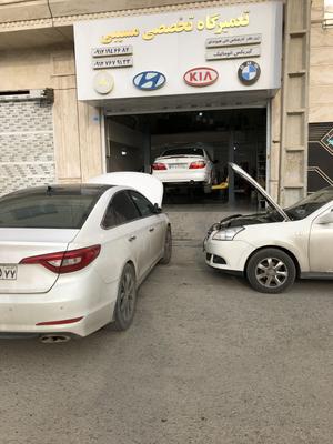 خدمات موتور و ماشین در چهارده