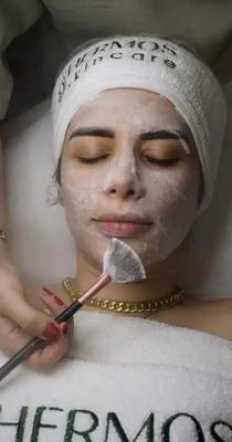 رازهای درخشش از پاکسازی تا ساخت کرم در تهران