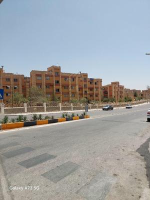 فروش چند واحد آپارتمان قائم در صدرا