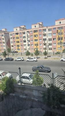 سمت ارشیا بر خیابان اصلی روبه خیابان در سهند
