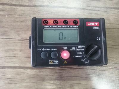 میگر تست عایق یونیتی 502A. 2500 در اصفهان