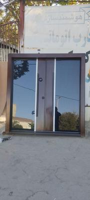 درب و پنجره میلان در مهاباد