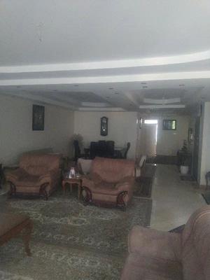 160متر سه خواب دریاچه چیتگر سند تک برگ وام دار در تهران