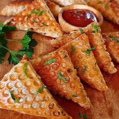 سمبوسه وخمیرفلافل در قم
