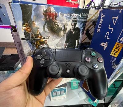 دسته بازی ps4 استوک اورجینال در تعداد در آمل