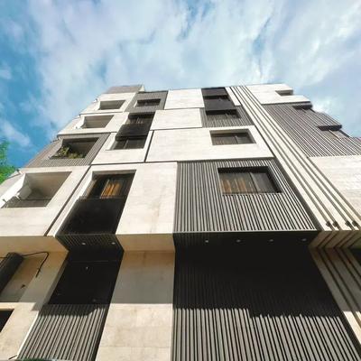 سنگ ساختمانی با بتن اکسپوز شیاردار در شیراز