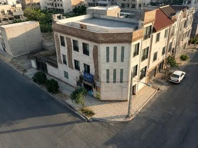 ۳۶۵ متر ویلایی فاز۵اندیشه ۳طبقه مجزا با تجاری دوبر در اندیشه-شهر جدید