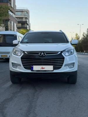 جک اس ۵ مدل ۱۴۰۰ در اصفهان