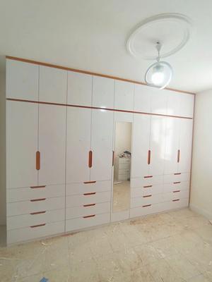 طراحی و ساخت انواع کمد دیواری در تهران