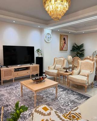 مبل کلاسیک و استیل چوب راش منبت‌کاری دست در نیشابور