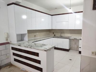 **تعمیر و ساخت کابینت و کمد دیواری حرفه‌ای** در مشهد