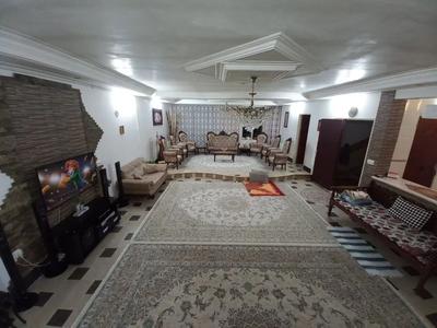ویلایی دوطبقه لوکس در بروجرد