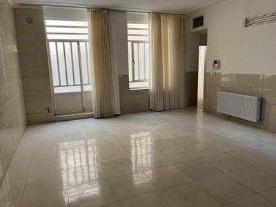 نیم‌طبقه/دوخواب/راه‌جدا/نعل اسبی در یزد