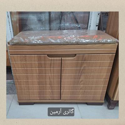 جاکفشی نشیمن دار و ال و حصیری و۳درب و نیمکتی در تهران