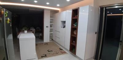 مجتمع مسکونی نوساز ۶ طبقه تک واحدی در اصفهان