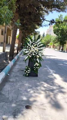 پایه گل ترحیم در سیرجان