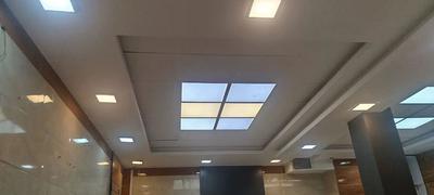 مغازه تجاری ۴۱ متری بر اصلی بازسازی شده در اصفهان