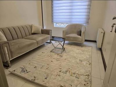 ۴۵ متری ۵ساله با آسانسور و پارکینگ در تهران
