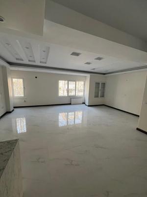 ۱۵۷ متر ۸واحدی طبقه۳ فول لوکس ارزنده در تهران