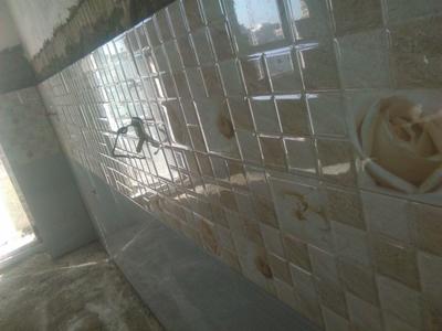 کاشی و سرامیک کاری حرفه‌ای با ۱۵ سال تجربه در اردبیل