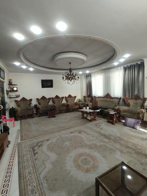 ۹۰ متر /دوخواب/فول امکانات/نورگیر فـوق الـعـاده در تهران