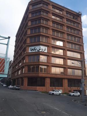 تجاری ۴۷۰م لاکچری موقعیت طلایی برای برندهای فاخر در تهران