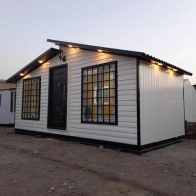 گروه صنعتی هلال کانکس در آبادان