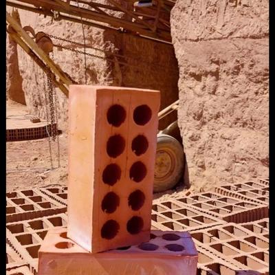 آجر سفال ده سوراخ کرمان در یزد