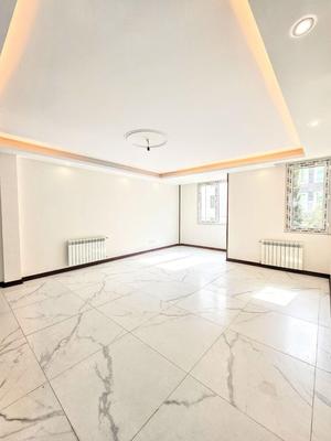 دریاچه چیتگر 85متری استخر (باملند) برج باغ ساحل در تهران