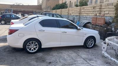 معاوضه دنا پلاس اتومات  باخودرو تصادفی شما در جم