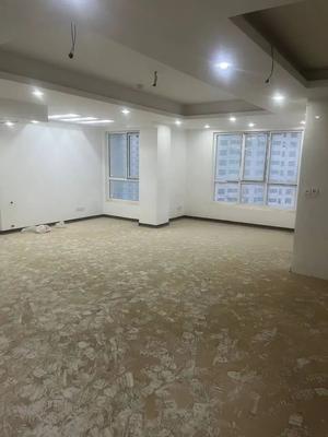 ۱۲۷متر/فول‌امکانات‌هلتینگ/ویوابدی/دریاچه‌چیتگر در تهران