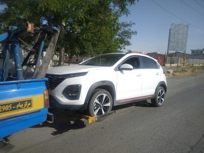 امدادخودرو و یدک کش و چرخگیر کرمی در مشهد