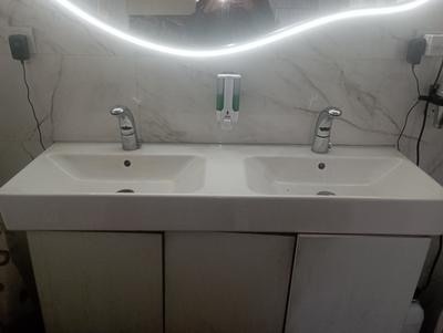 نصب کابین و آیینه باکس شیر چشمی خودکار در مشهد