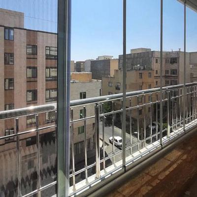 شیشهای تاشو نشکن در شیراز