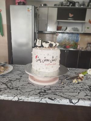 کیک و شیرینی در اصفهان